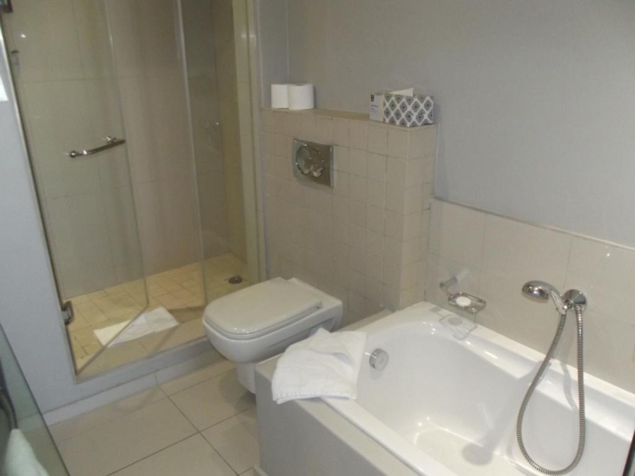 1 Bedroom Property for Sale in Bloubergrant Western Cape